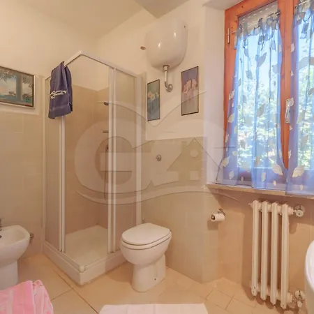 Nella * Marina di Campo