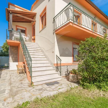 Nella * Marina di Campo