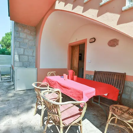 Nella Apartment *