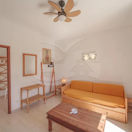 Nella Apartament