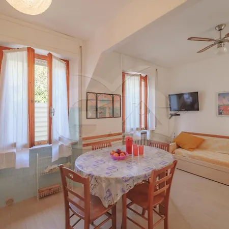 Apartment Nella *
