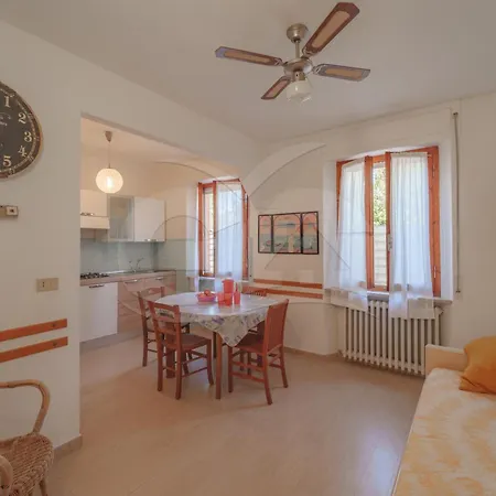 Apartament Nella *
