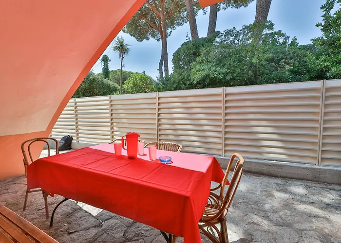 Nella * Marina di Campo