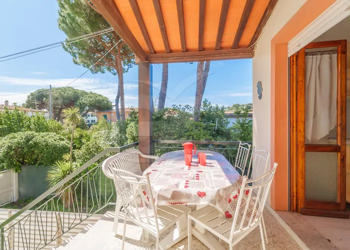 Nella Apartmán Marina di Campo